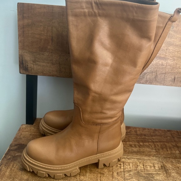 AQUA WOMENS KIKU BOOT 100% Bloomingdale Exclusive - Picture 2 of 5